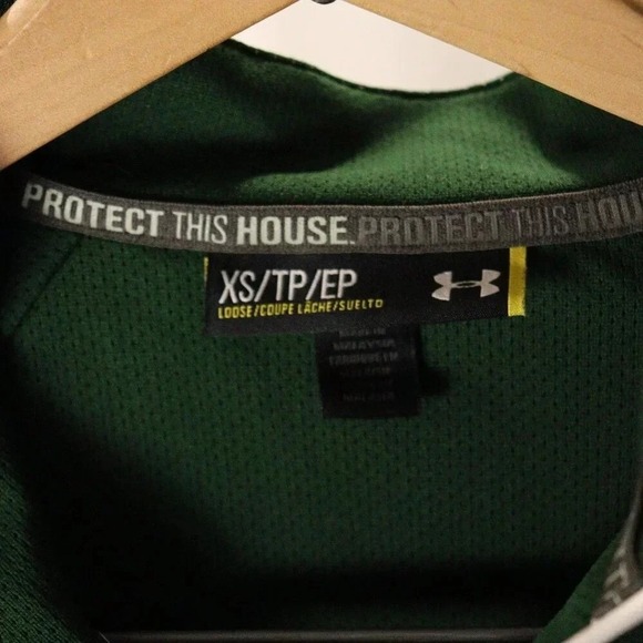 Under Amour thin jacket women XS NWOT deep green white‎ pipping - Picture 5 of 10